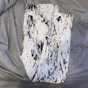 Calia by Carrie Underwood Marble Leggings!
